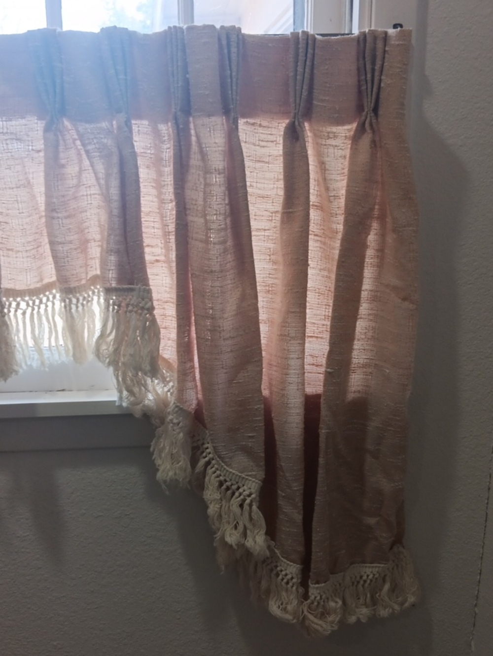 Vintage 1970's Textured Pinch Pleat  Fringe Valance - Home Accents